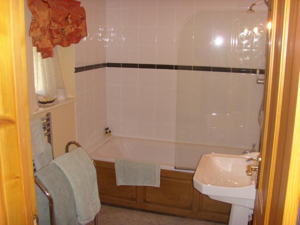 Hotel The Three Lions Fordingbridge Zimmer foto